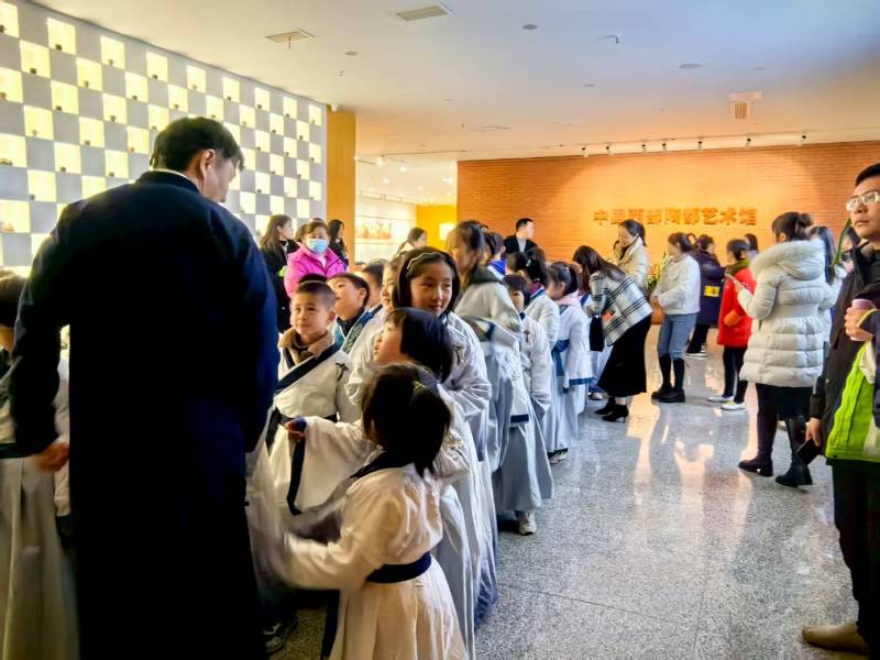 文化赋能：浪卡子县魔创文旅挖掘城市文化资源的实践探索